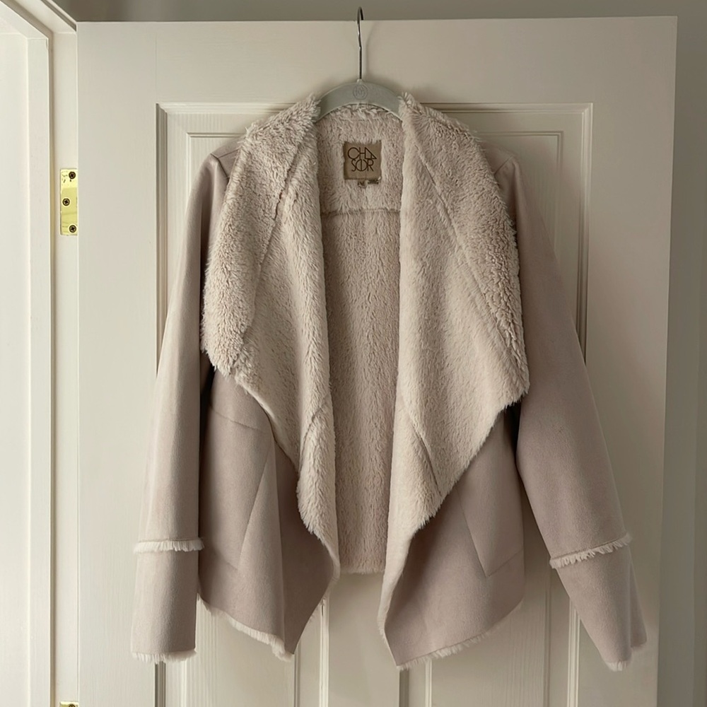 Chaser Fluffy Jacket Size M